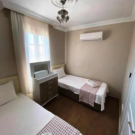 Mai Cunda Hotel