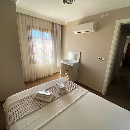 Mai Cunda Hotel Ayvalı