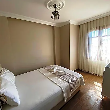 Mai Cunda Hotel